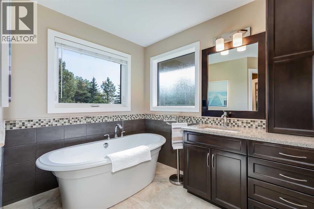 263184 Butte Hills Way, Rural Rocky View County, Alberta  T4A 0P6 - Photo 35 - A2284459