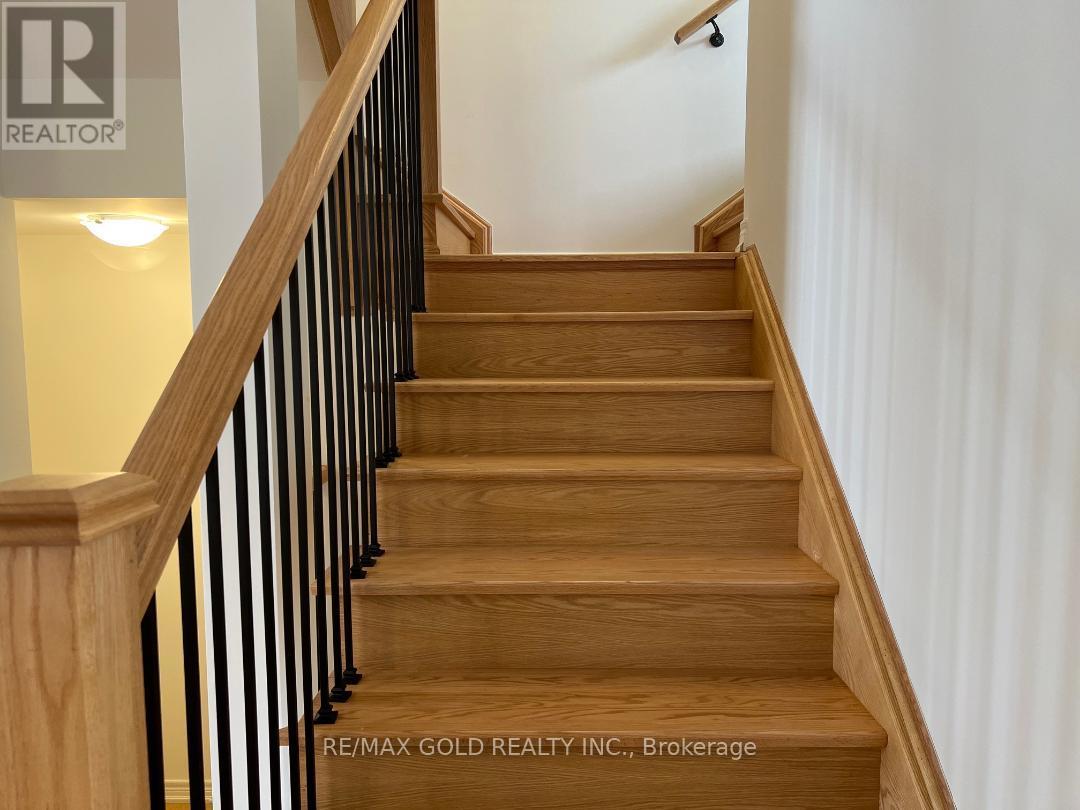 105 Picardy Drive, Hamilton (Stoney Creek Mountain), Ontario  L8J 0M9 - Photo 17 - X12795750