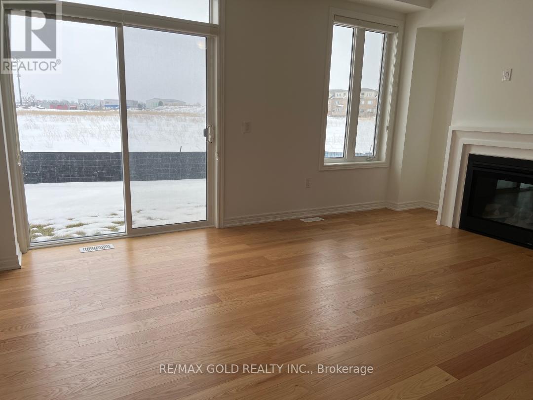 105 Picardy Drive, Hamilton (Stoney Creek Mountain), Ontario  L8J 0M9 - Photo 15 - X12795750