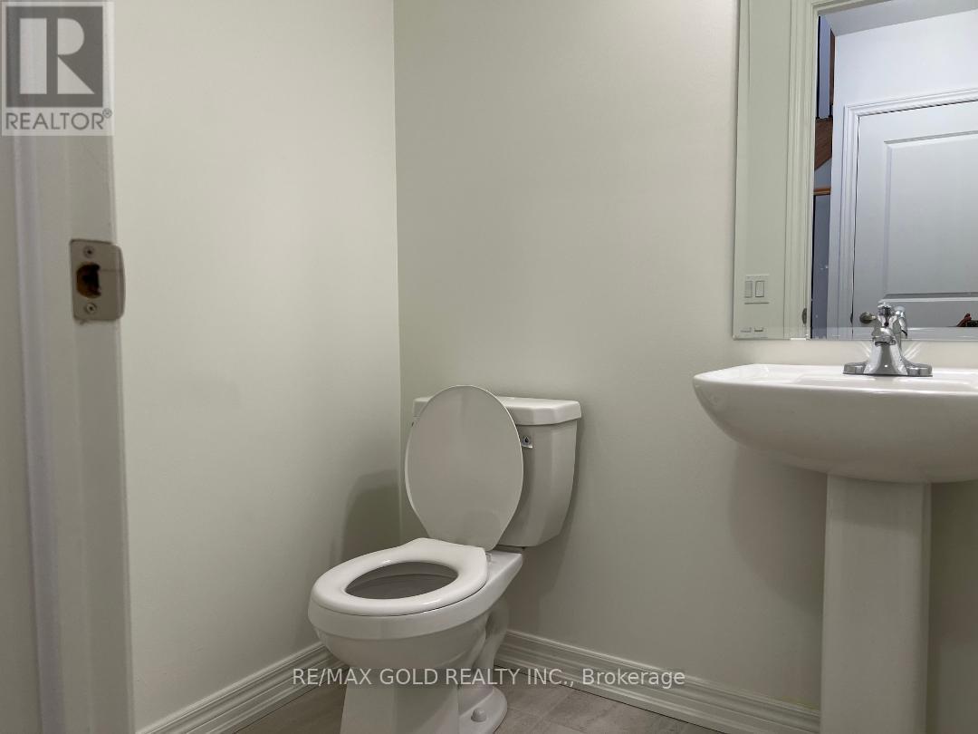 105 Picardy Drive, Hamilton (Stoney Creek Mountain), Ontario  L8J 0M9 - Photo 19 - X12795750