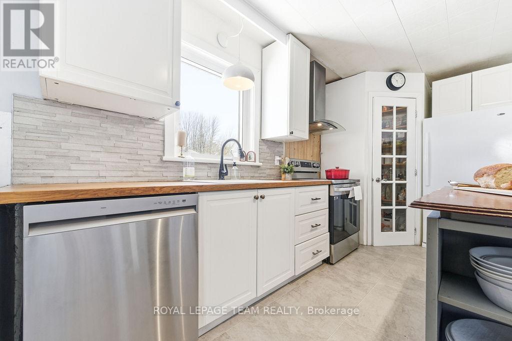 21 King Street, Killaloe, Ontario  K0J 2A0 - Photo 18 - X12796210