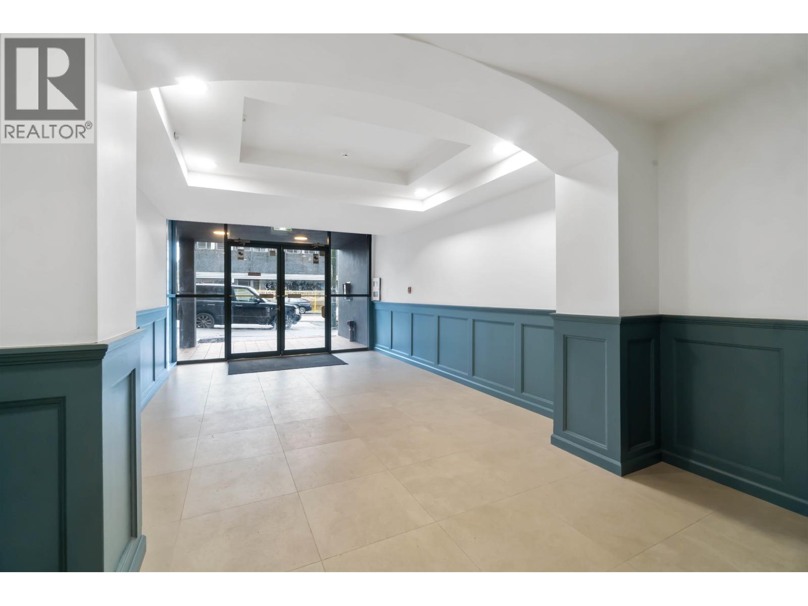 209 2928 Commercial Drive, Vancouver, British Columbia  V5N 4C9 - Photo 3 - R3090919