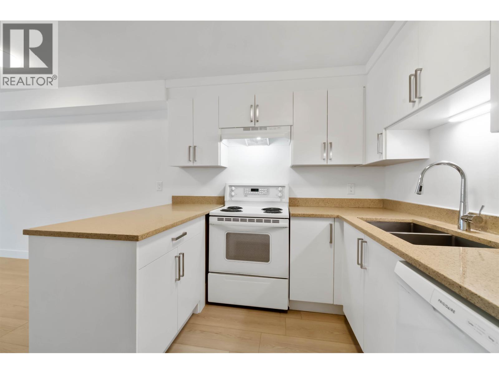 209 2928 Commercial Drive, Vancouver, British Columbia  V5N 4C9 - Photo 5 - R3090919