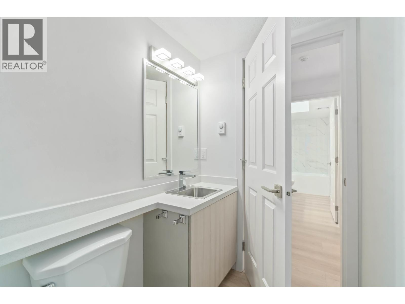 307 2928 Commercial Drive, Vancouver, British Columbia  V5N 4C9 - Photo 15 - R3090920