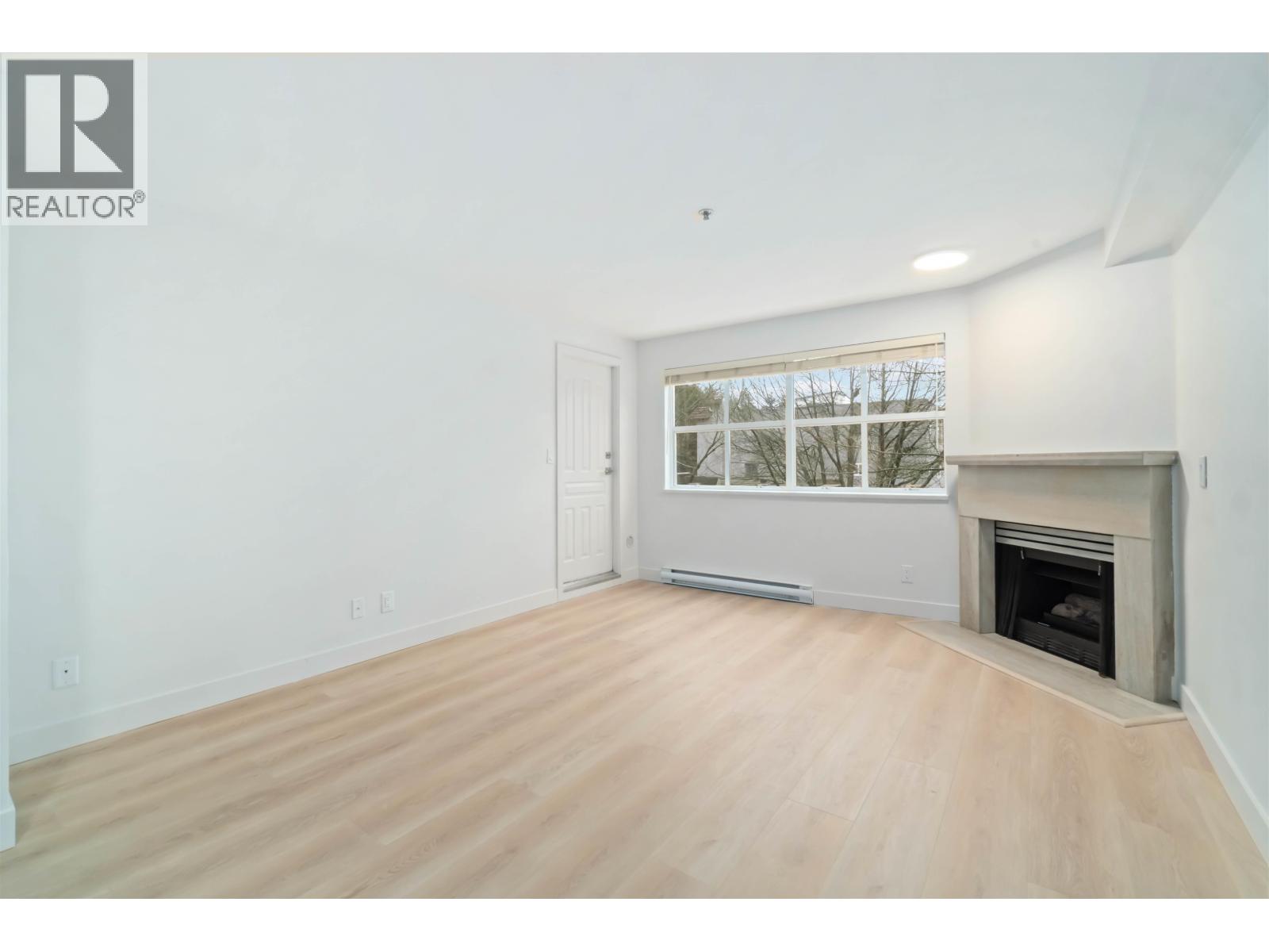 307 2928 Commercial Drive, Vancouver, British Columbia  V5N 4C9 - Photo 3 - R3090920