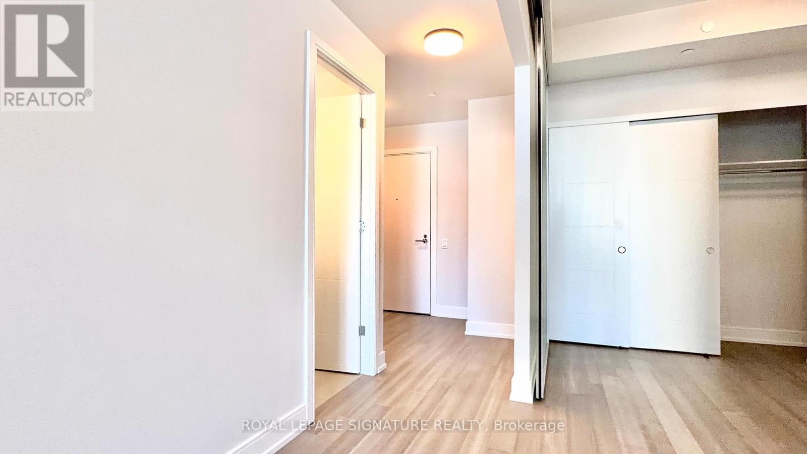 703 - 664 Spadina Avenue, Toronto, Ontario  M5S 0G4 - Photo 3 - C12793892