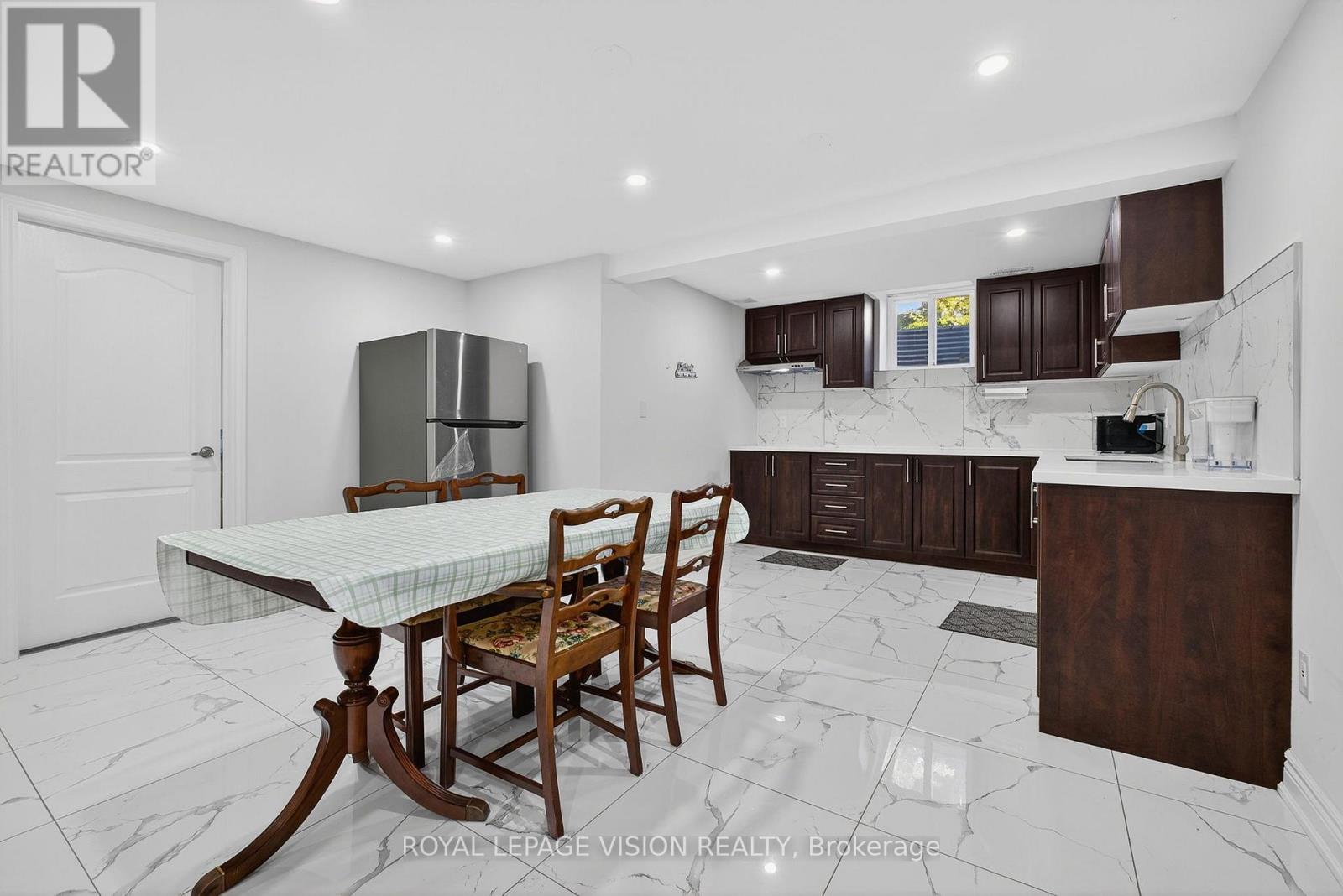 7 Montgomery Square, Brampton, Ontario  L6Z 3H3 - Photo 31 - W12514596