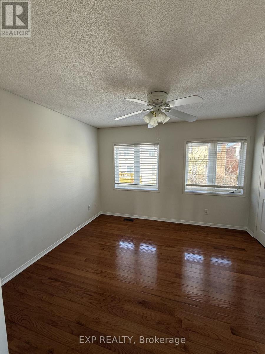 7680 Black Walnut Trail, Mississauga, Ontario  L5N 8A6 - Photo 11 - W12796204