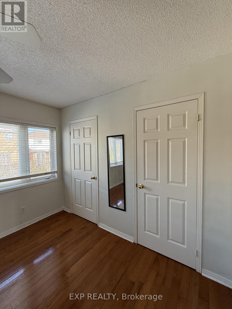 7680 Black Walnut Trail, Mississauga, Ontario  L5N 8A6 - Photo 12 - W12796204