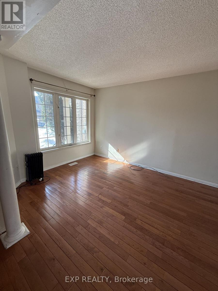 7680 Black Walnut Trail, Mississauga, Ontario  L5N 8A6 - Photo 3 - W12796204