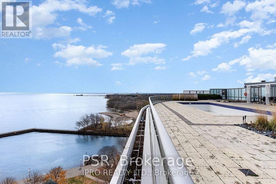 422 - 11 Bronte Road, Oakville, Ontario  L6L 0E1 - Photo 15 - W12796208