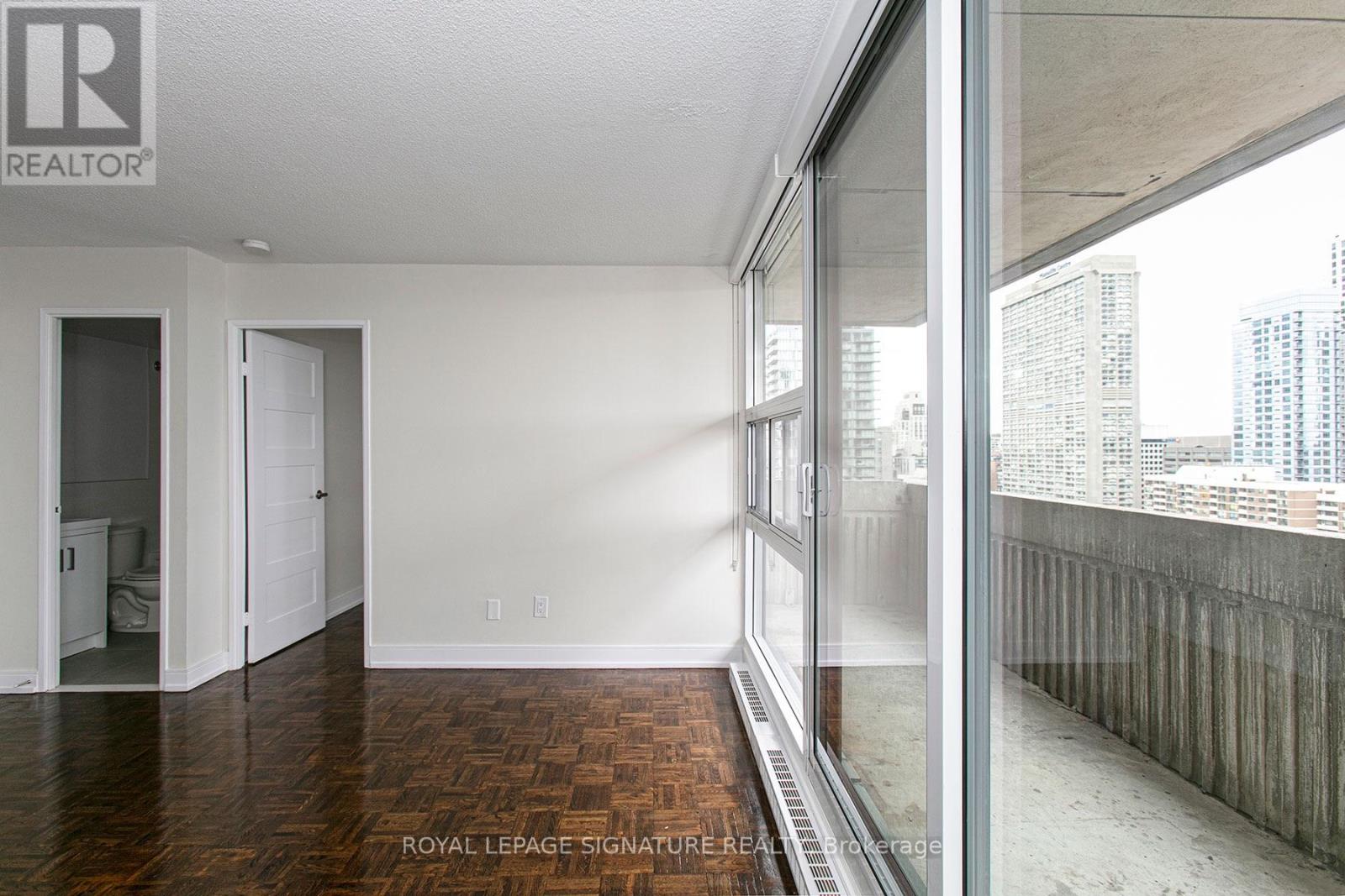 806 - 33 Isabella Street, Toronto, Ontario  M4Y 2P7 - Photo 6 - C12793696