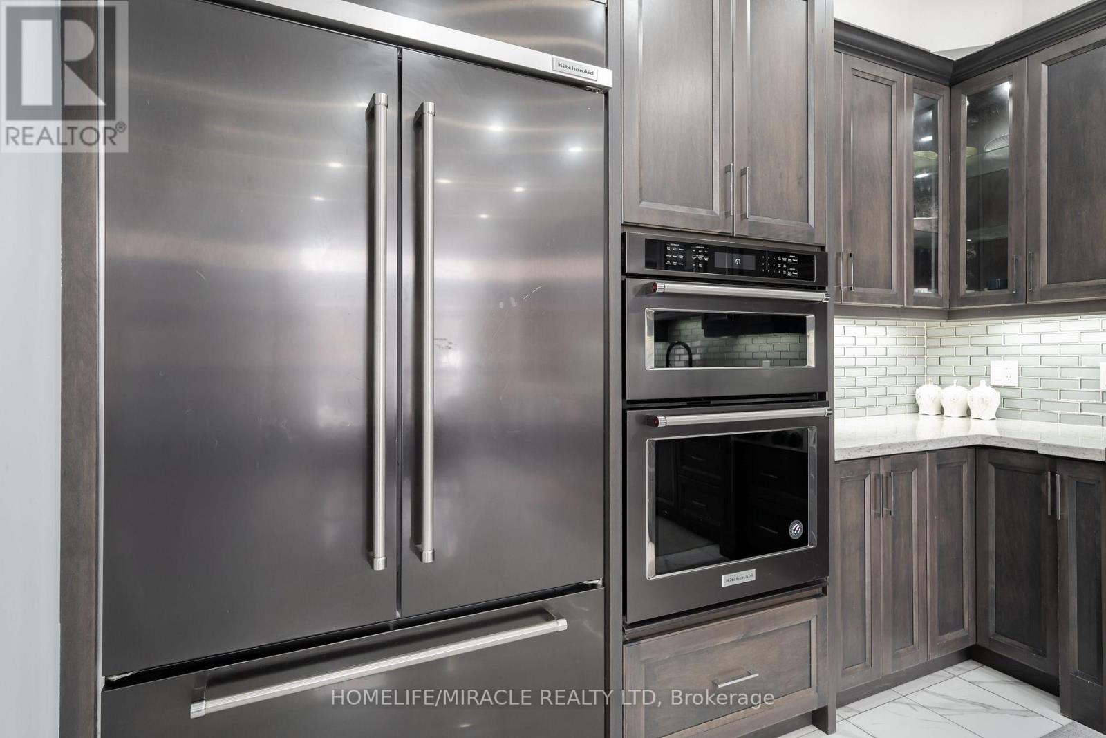 11 Noranda Crescent, Brampton, Ontario  L6Y 0M7 - Photo 15 - W12795690