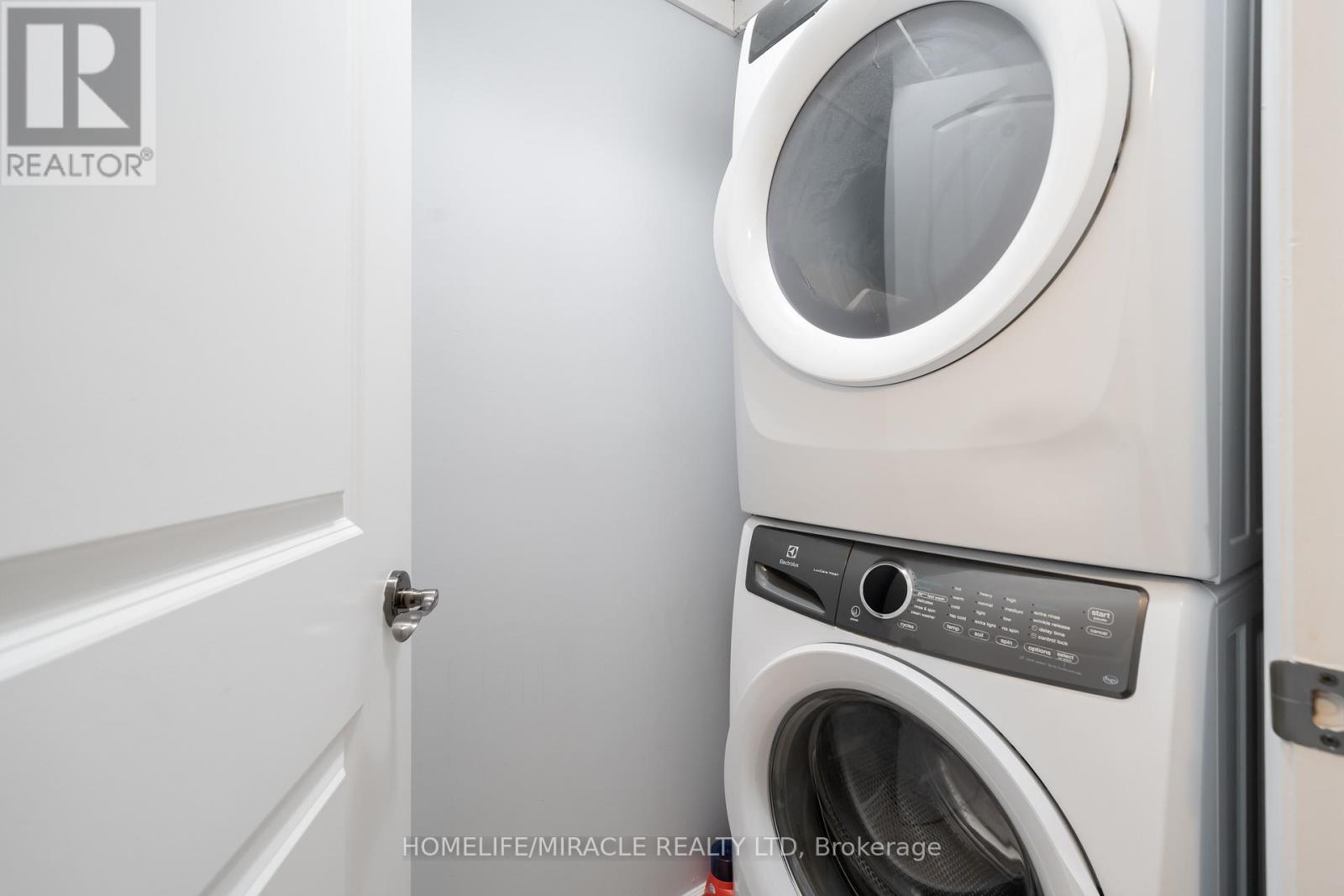 11 Noranda Crescent, Brampton, Ontario  L6Y 0M7 - Photo 22 - W12795690