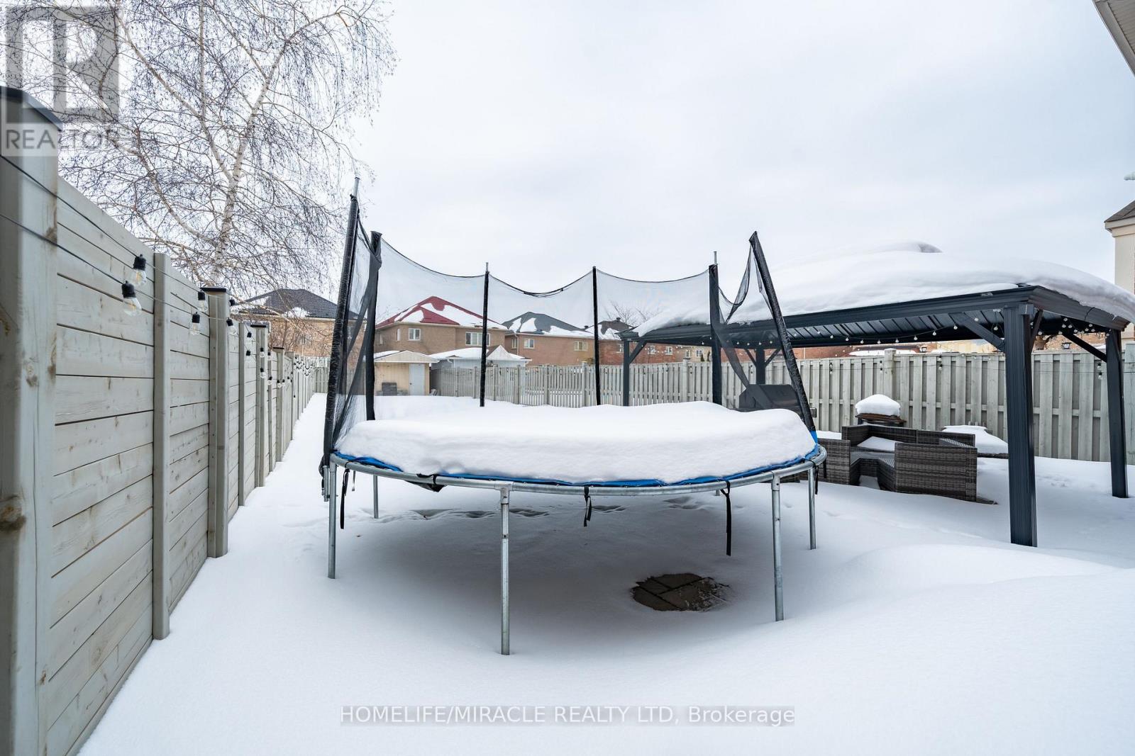 11 Noranda Crescent, Brampton, Ontario  L6Y 0M7 - Photo 28 - W12795690