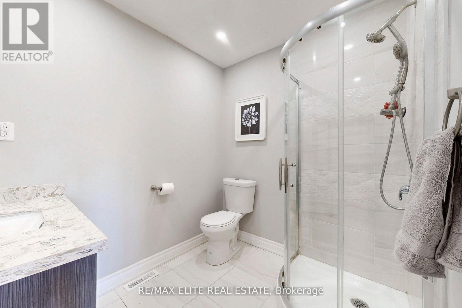 9 Island Lake Drive, Whitchurch-Stouffville, Ontario  L4A 7X4 - Photo 30 - N12796226