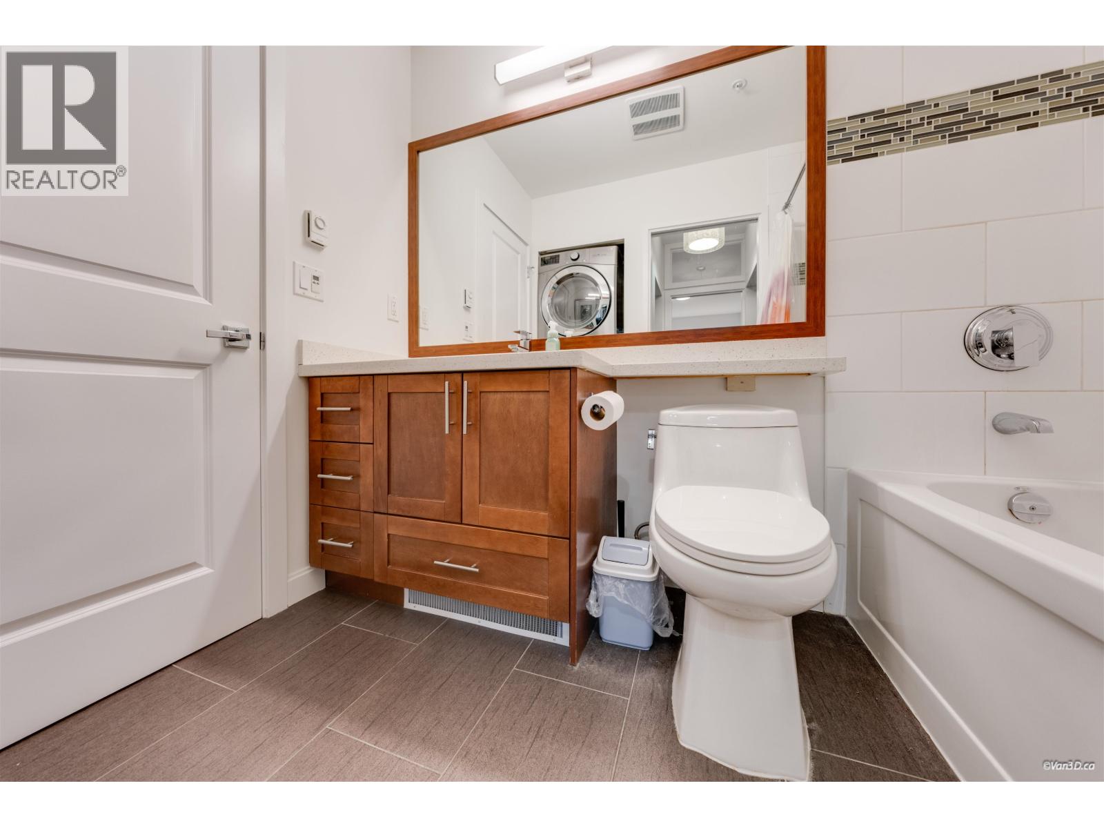 110 5655 Inman Avenue, Burnaby, British Columbia  V5H 2M2 - Photo 6 - R3090533