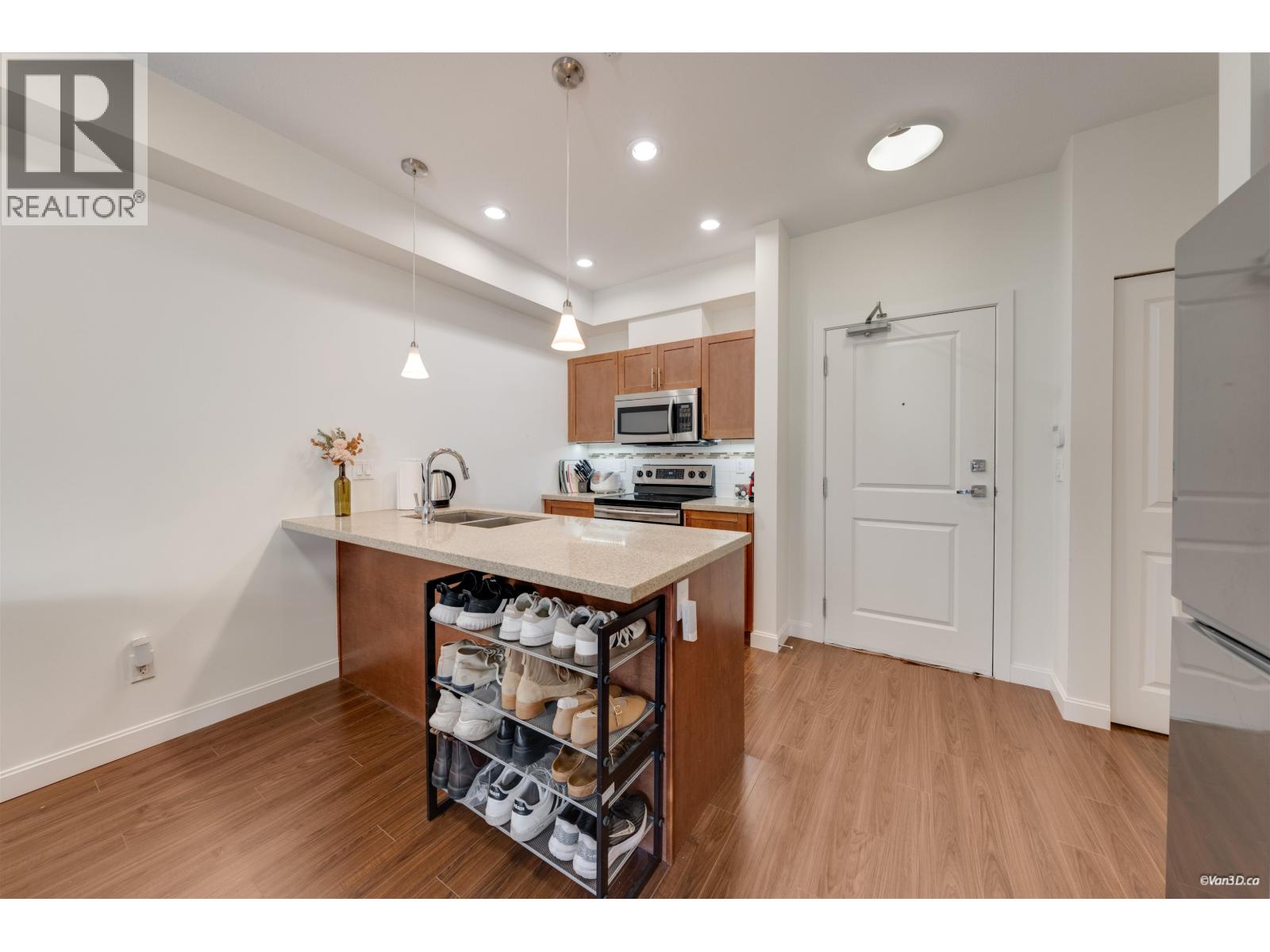 110 5655 Inman Avenue, Burnaby, British Columbia  V5H 2M2 - Photo 12 - R3090533