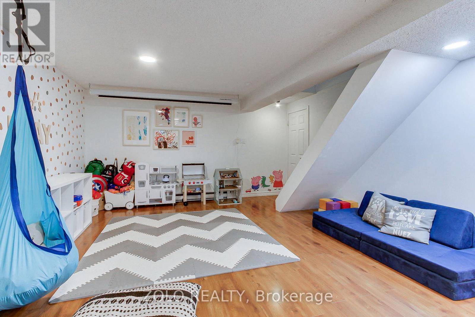 388 Terry Drive, Newmarket, Ontario  L3Y 5E7 - Photo 27 - N12698138