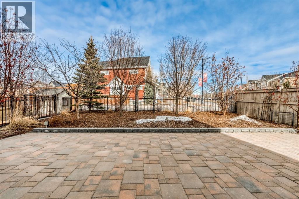 12 Sunrise View, Cochrane, Alberta  T4C 0W3 - Photo 39 - A2287157