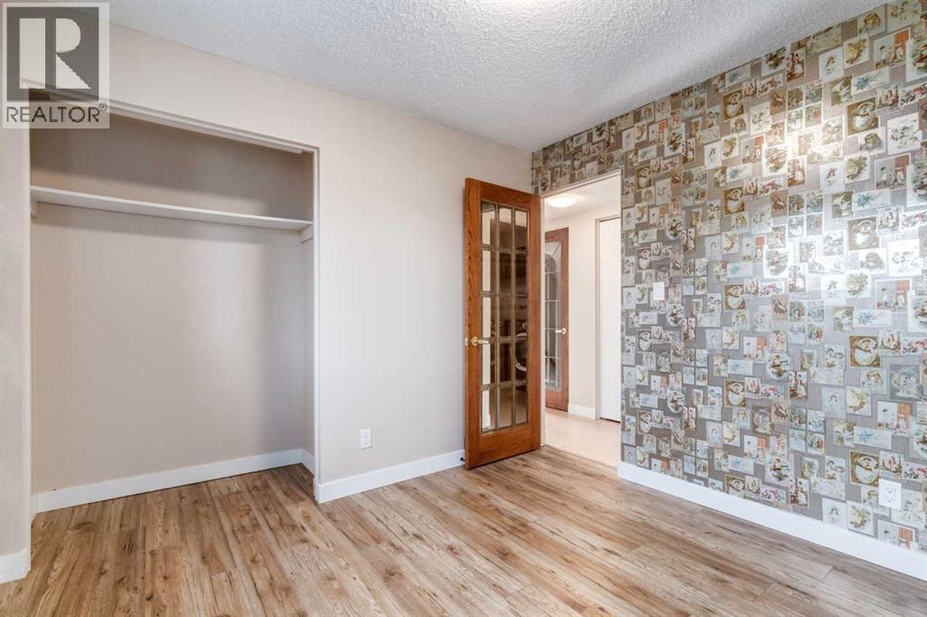 323 Parkridge Way Se, Calgary, Alberta  T2J 4Z5 - Photo 2 - A2286498