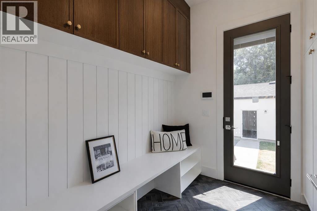 2207 Victoria Crescent Nw, Calgary, Alberta  T2M 4E4 - Photo 20 - A2286853