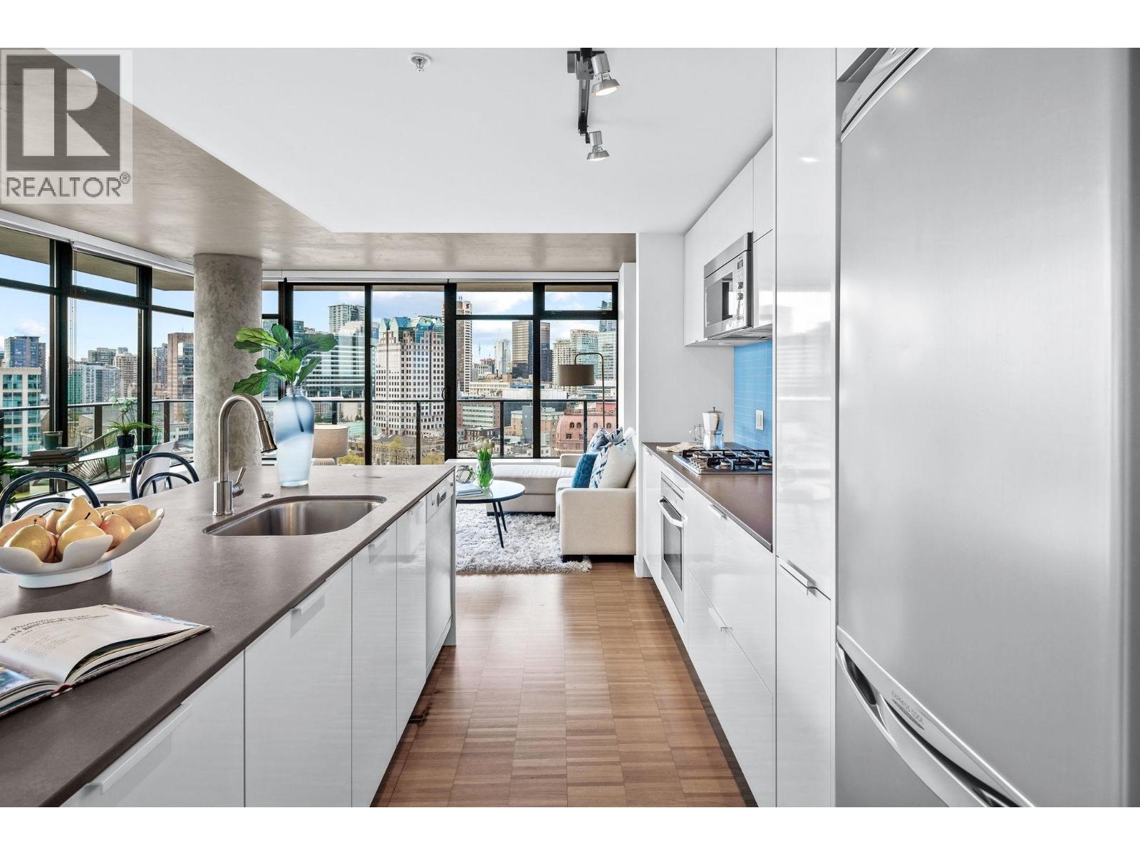 2105 108 W Cordova Street, Vancouver, British Columbia  V6B 0G5 - Photo 2 - R3090640