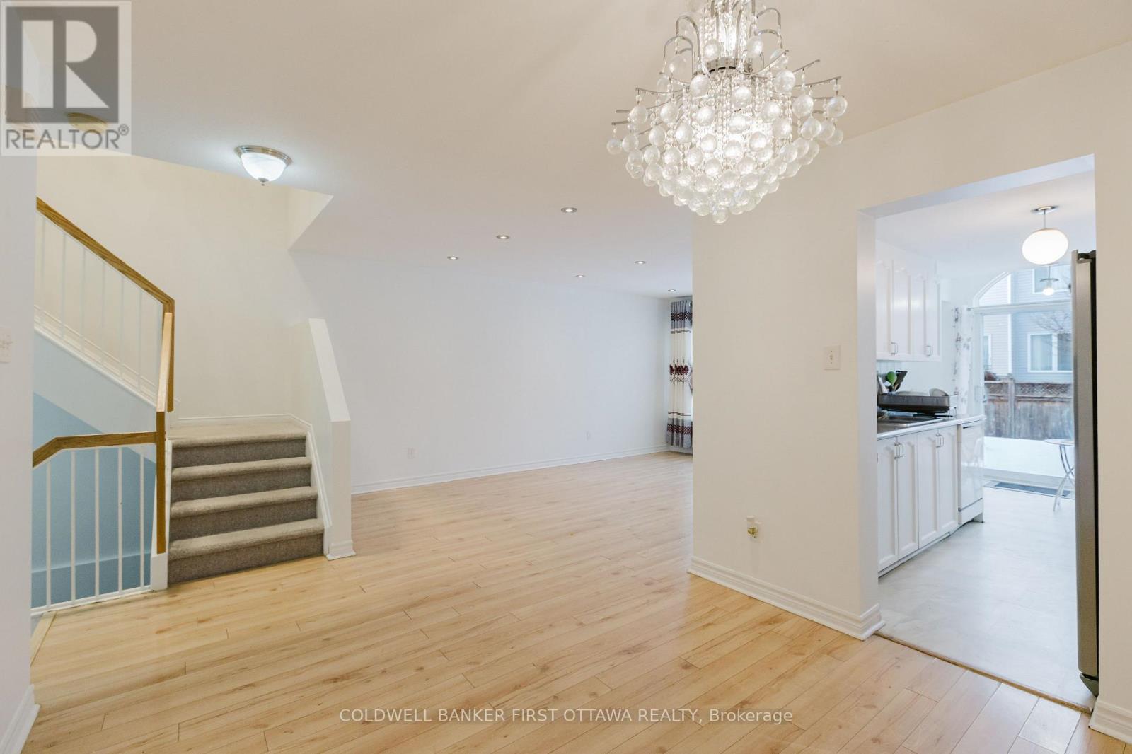 13 Villandry Street, Ottawa, Ontario  K2G 6X7 - Photo 10 - X12796248