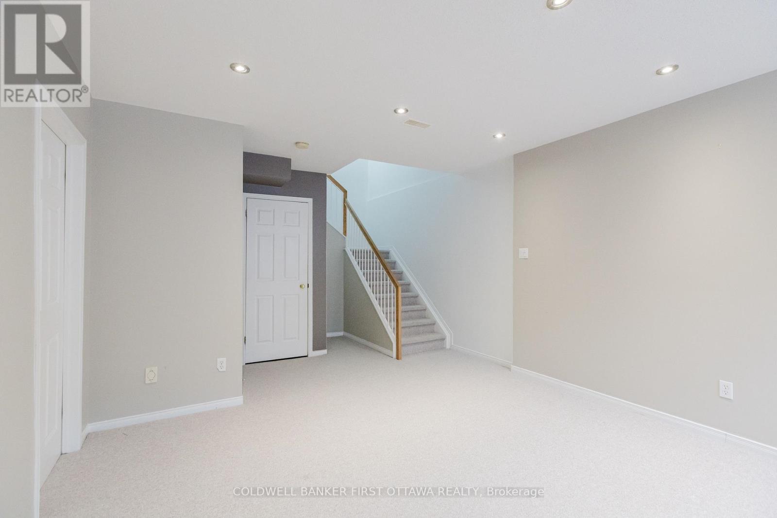 13 Villandry Street, Ottawa, Ontario  K2G 6X7 - Photo 29 - X12796248