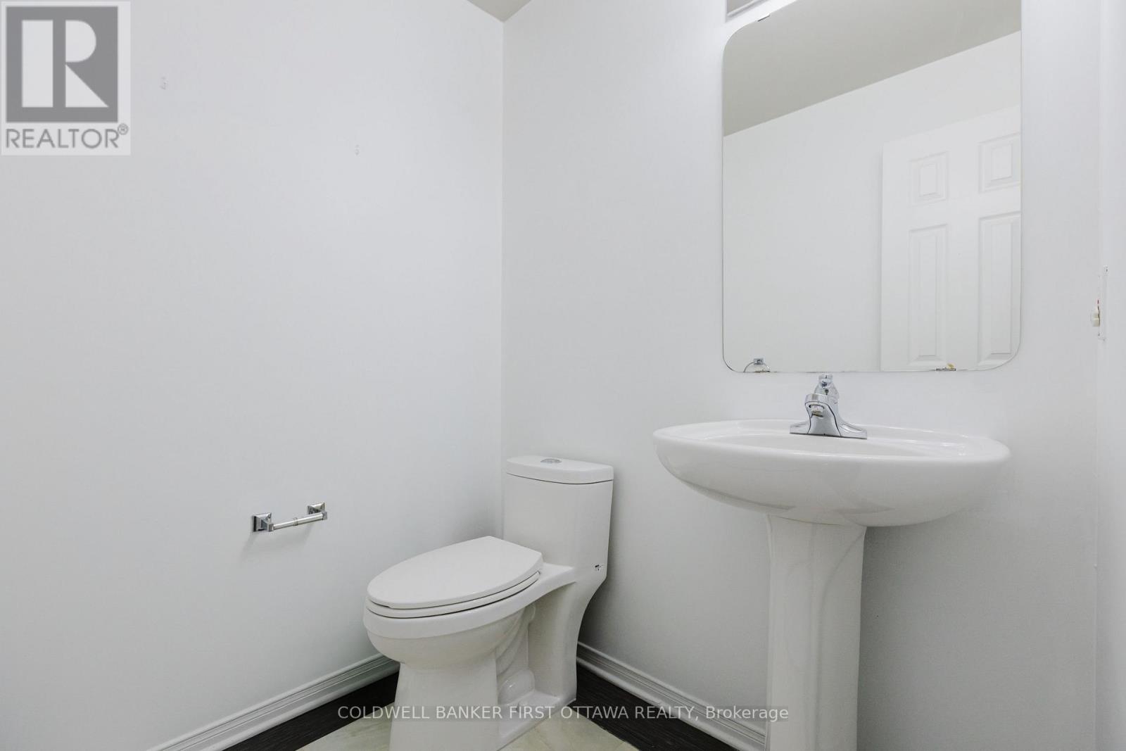 13 Villandry Street, Ottawa, Ontario  K2G 6X7 - Photo 6 - X12796248