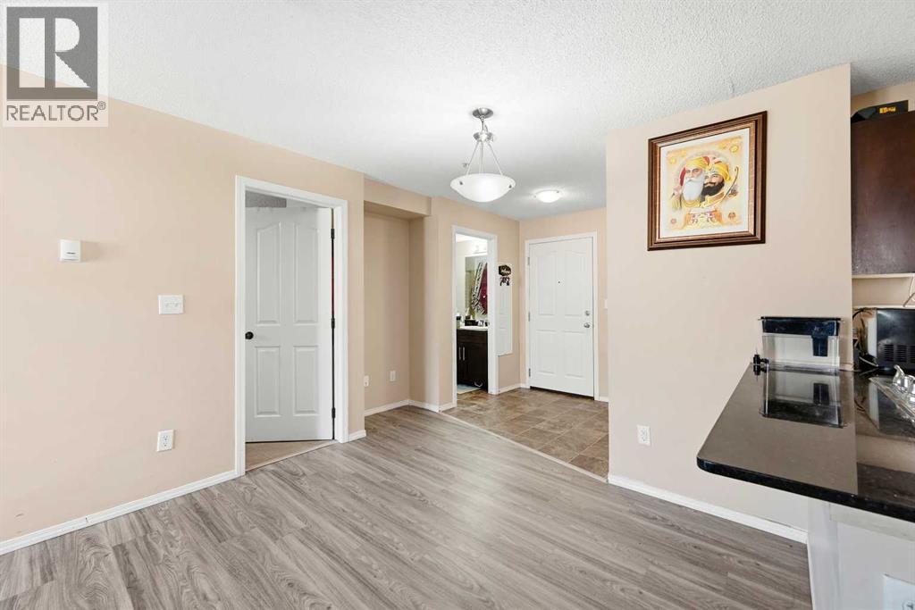 307, 7130 80 Avenue Ne, Calgary, Alberta  T3J 0N5 - Photo 5 - A2286249