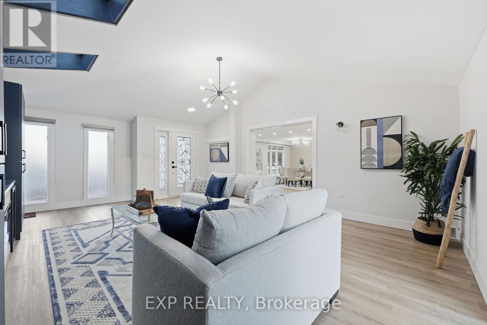 80 Mountainview Road S, Halton Hills, Ontario  L7G 4K5 - Photo 4 - W12796250