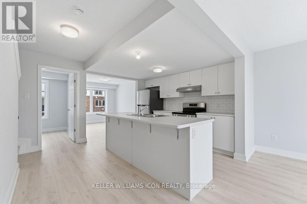 543 Woven Private, Ottawa, Ontario  K2S 3B2 - Photo 11 - X12646370