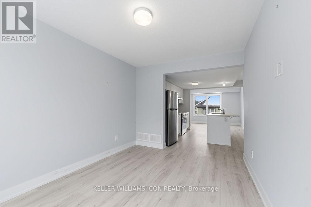 543 Woven Private, Ottawa, Ontario  K2S 3B2 - Photo 19 - X12646370