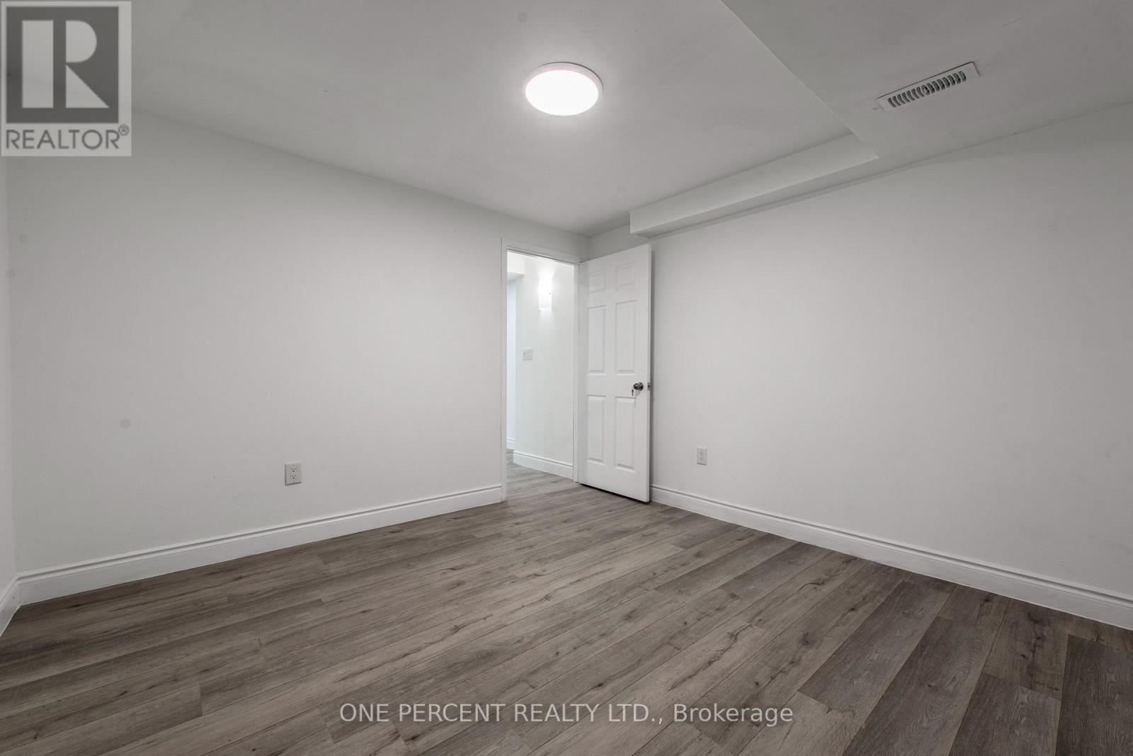 156011 Highway 10 Highway, Melancthon, Ontario  L9V 1X9 - Photo 36 - X12796246