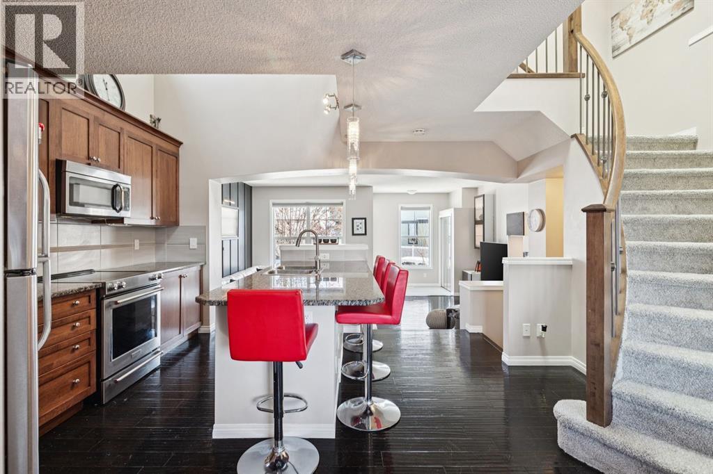 15 New Brighton Common Se, Calgary, Alberta  T2Z 0T9 - Photo 8 - A2281976