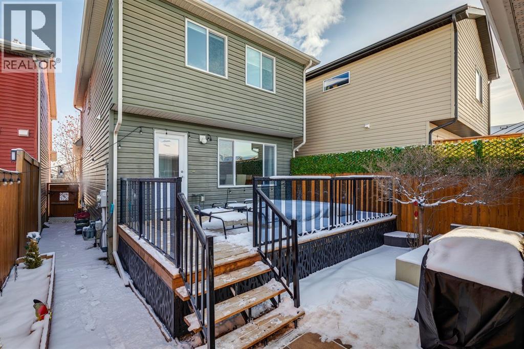 15 New Brighton Common Se, Calgary, Alberta  T2Z 0T9 - Photo 38 - A2281976