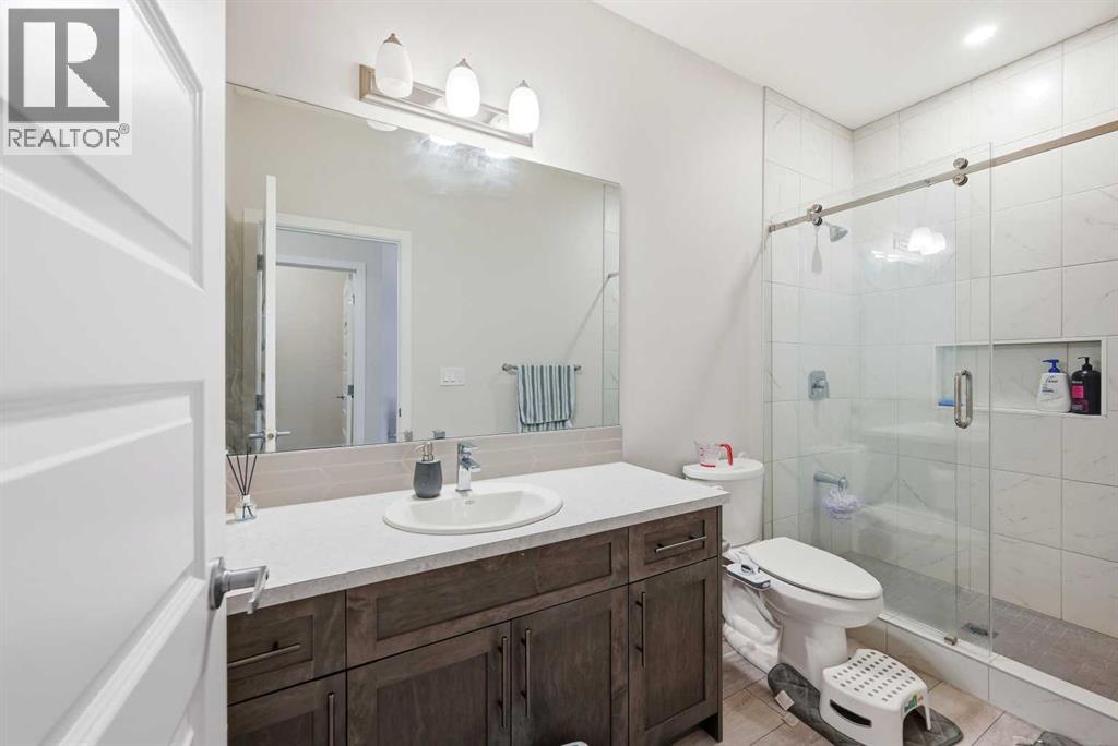 717 Windrow Manor Sw, Airdrie, Alberta  T4B 5H6 - Photo 25 - A2284526