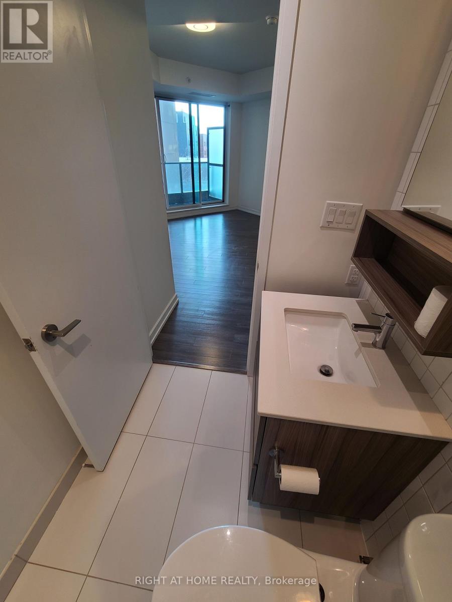 425 - 377 Madison Avenue, Toronto, Ontario  M4V 3E1 - Photo 14 - C12796260