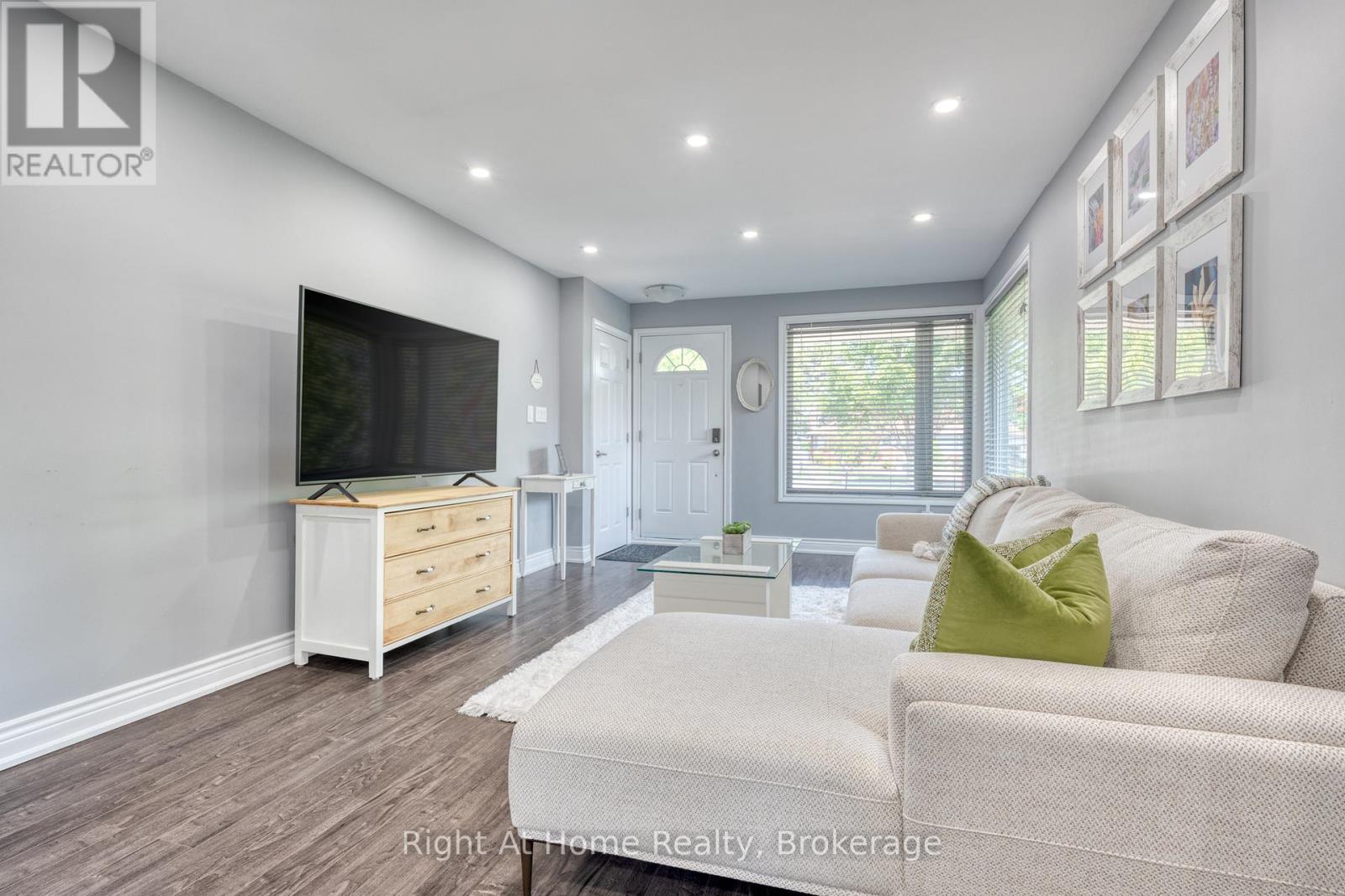 289 1/2 Pelham Road, St. Catharines, Ontario  L2S 3B1 - Photo 5 - X12796284