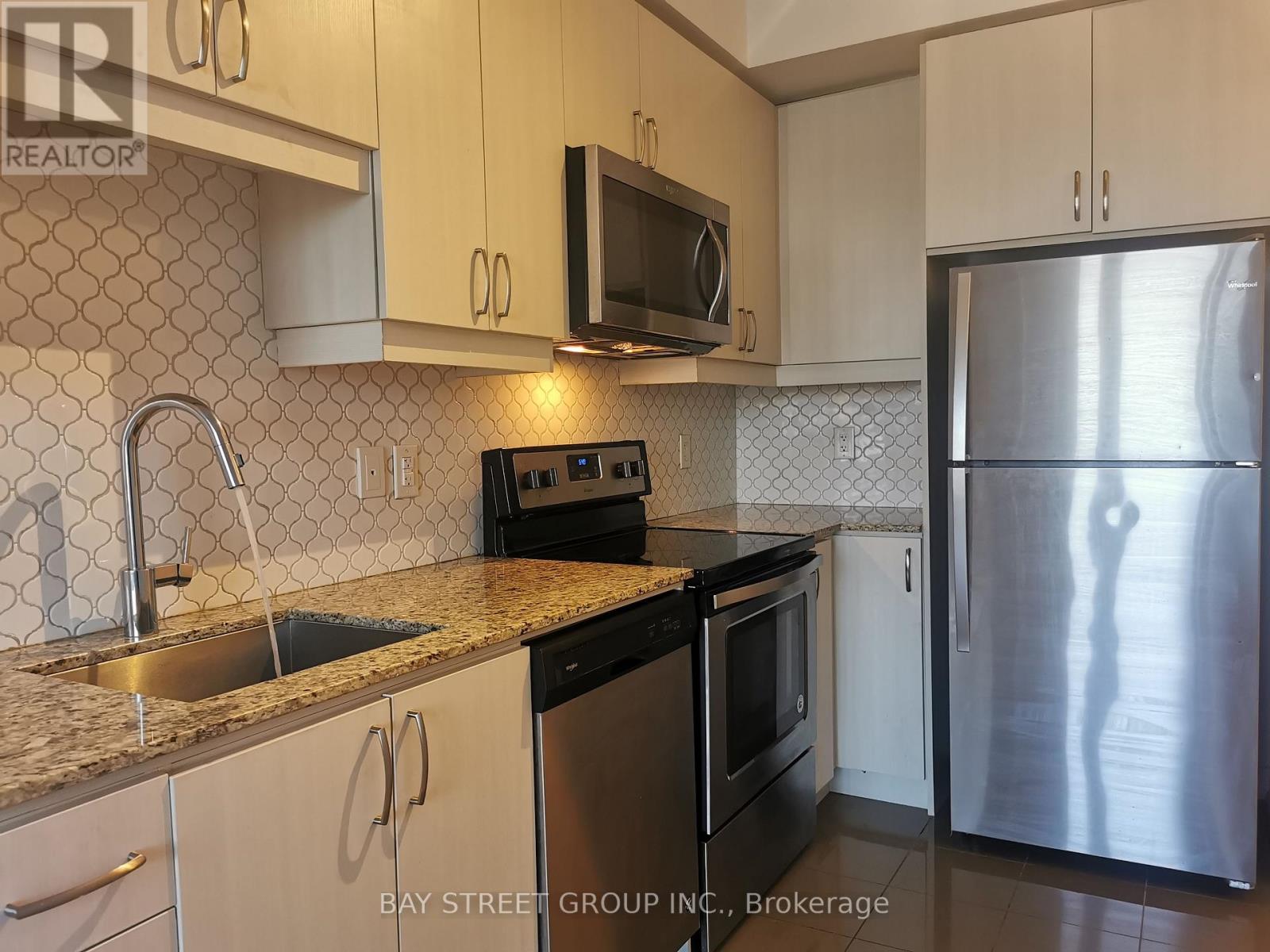 419 - 9205 Yonge Street, Richmond Hill, Ontario  L4C 1V5 - Photo 9 - N12796240