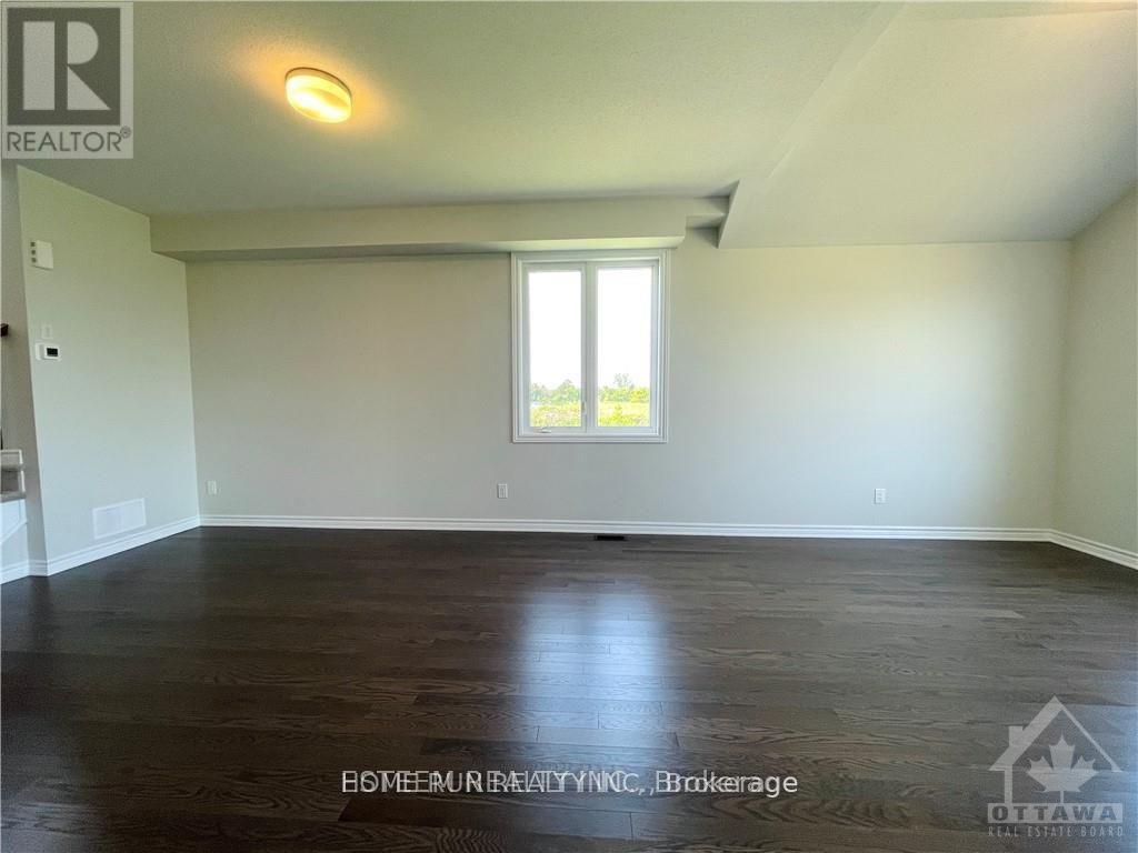 634 Flagstaff Drive, Ottawa, Ontario  K2J 7J6 - Photo 10 - X12796288