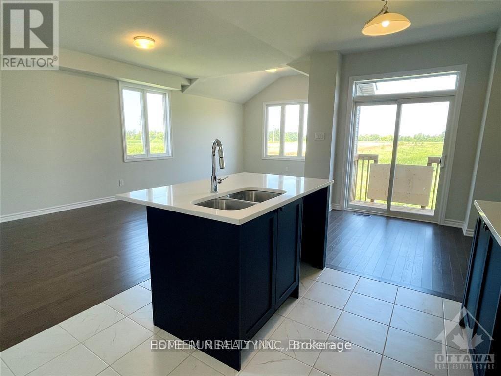 634 Flagstaff Drive, Ottawa, Ontario  K2J 7J6 - Photo 6 - X12796288