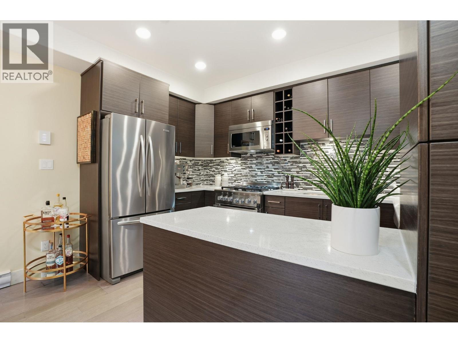 4 1851 Adanac Street, Vancouver, British Columbia  V5L 2E1 - Photo 11 - R3083986