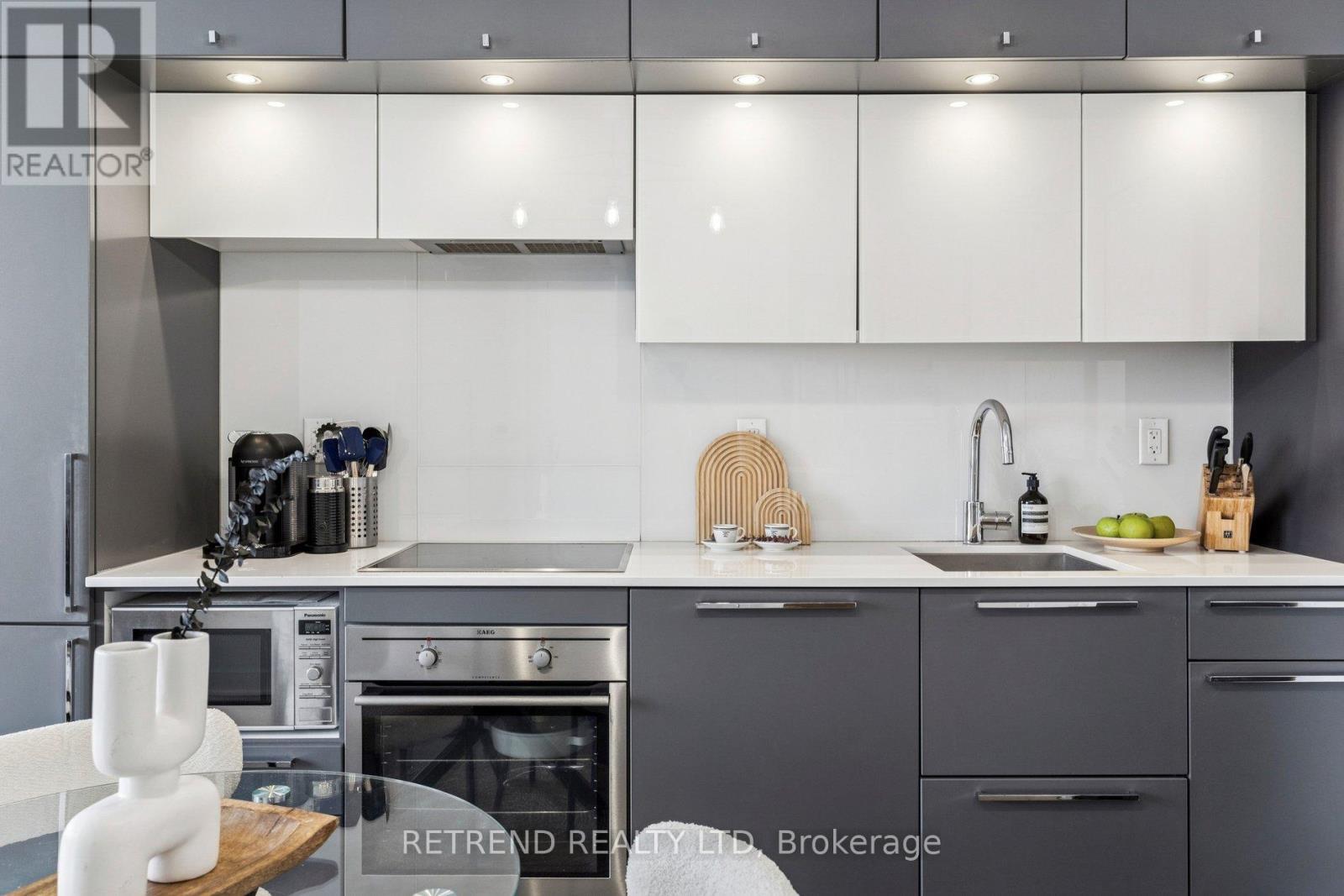 3006 - 15 Grenville Street, Toronto, Ontario  M4Y 0B9 - Photo 15 - C12796274