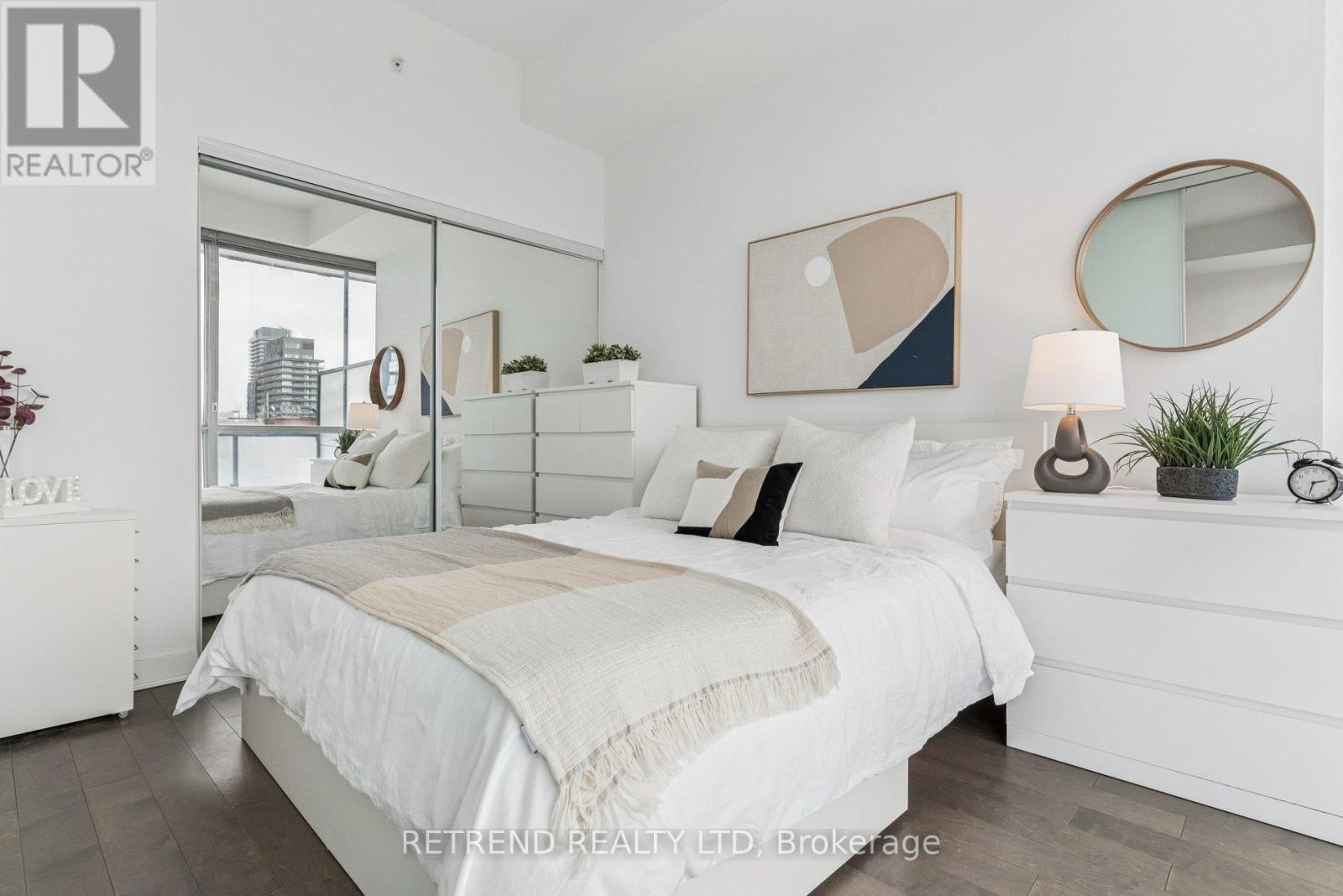 3006 - 15 Grenville Street, Toronto, Ontario  M4Y 0B9 - Photo 22 - C12796274