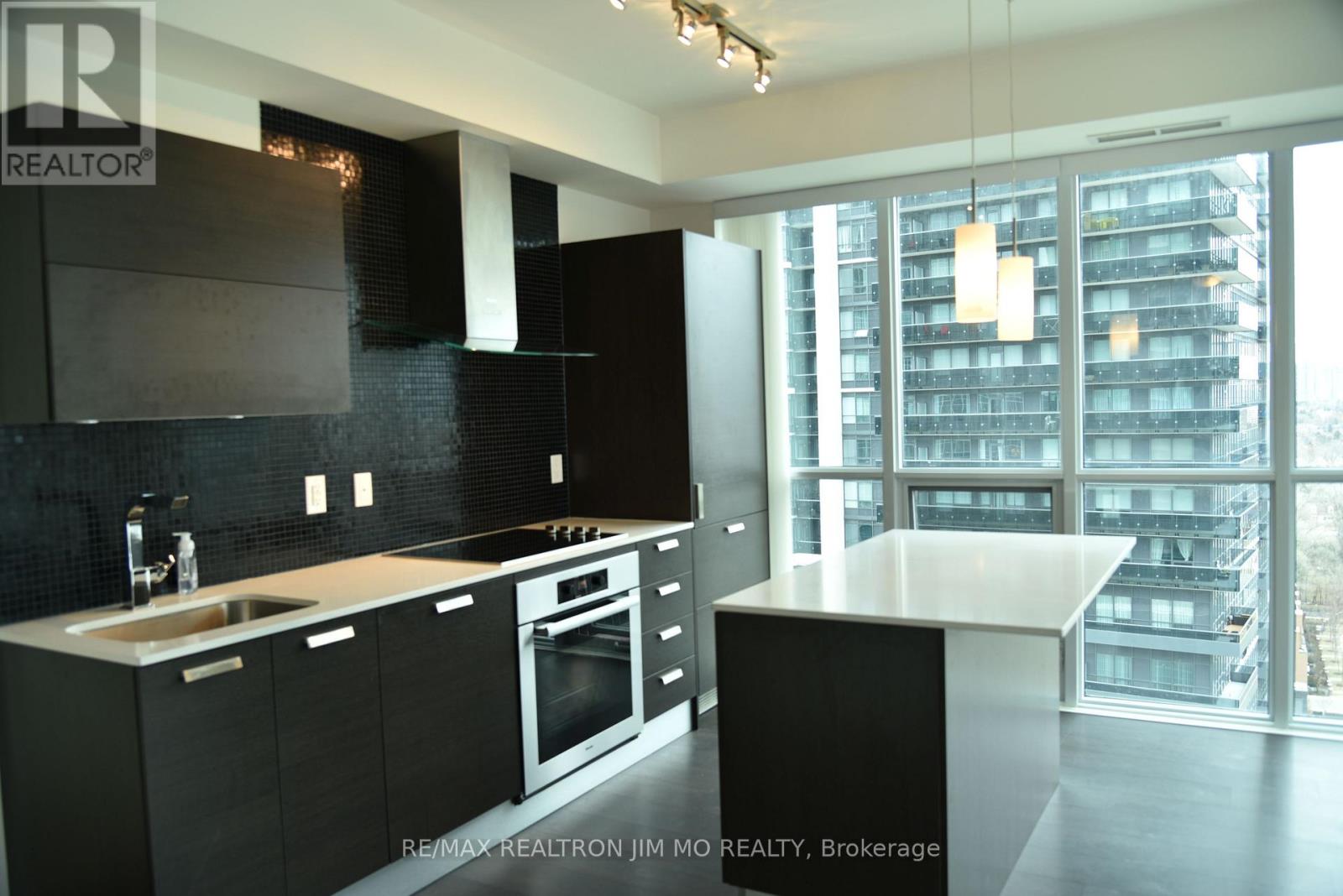 1202 - 9 Bogert Avenue, Toronto, Ontario  M2N 0H3 - Photo 2 - C12796278