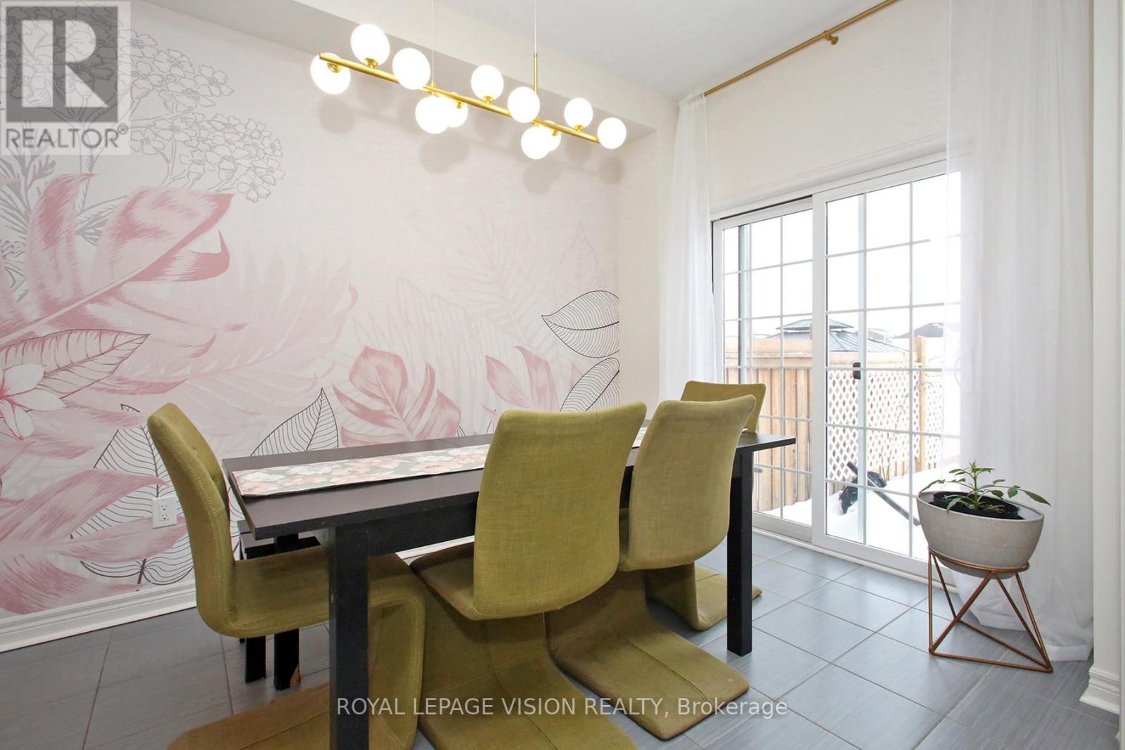 25 Jevons Drive, Ajax, Ontario  L1Z 0Z5 - Photo 8 - E12796292