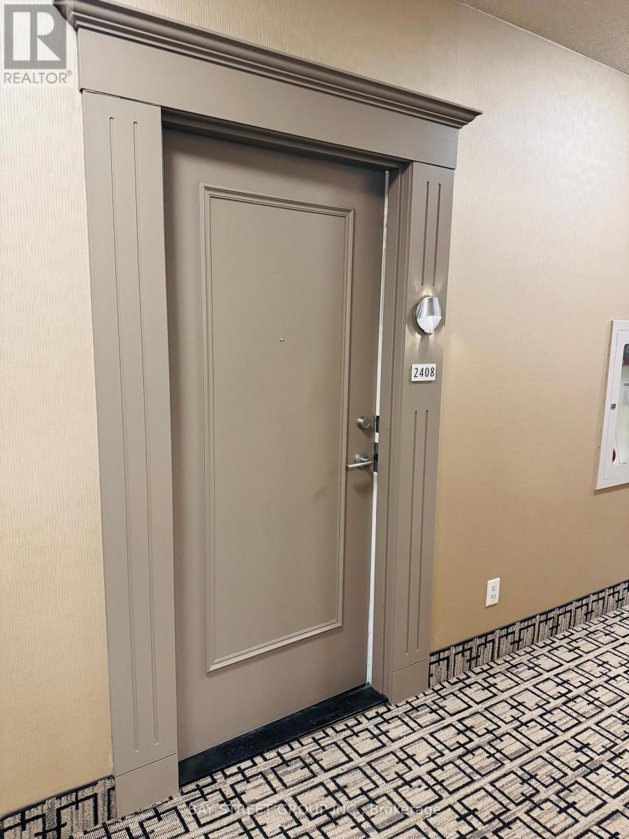 2408 - 225 Webb Drive, Mississauga, Ontario  L5B 4P2 - Photo 3 - W12796276