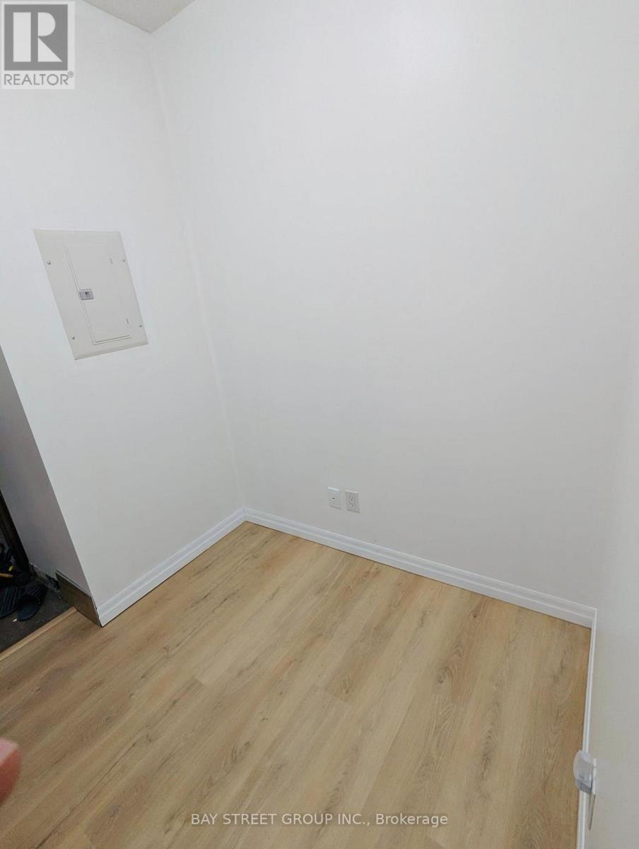 2408 - 225 Webb Drive, Mississauga, Ontario  L5B 4P2 - Photo 4 - W12796276